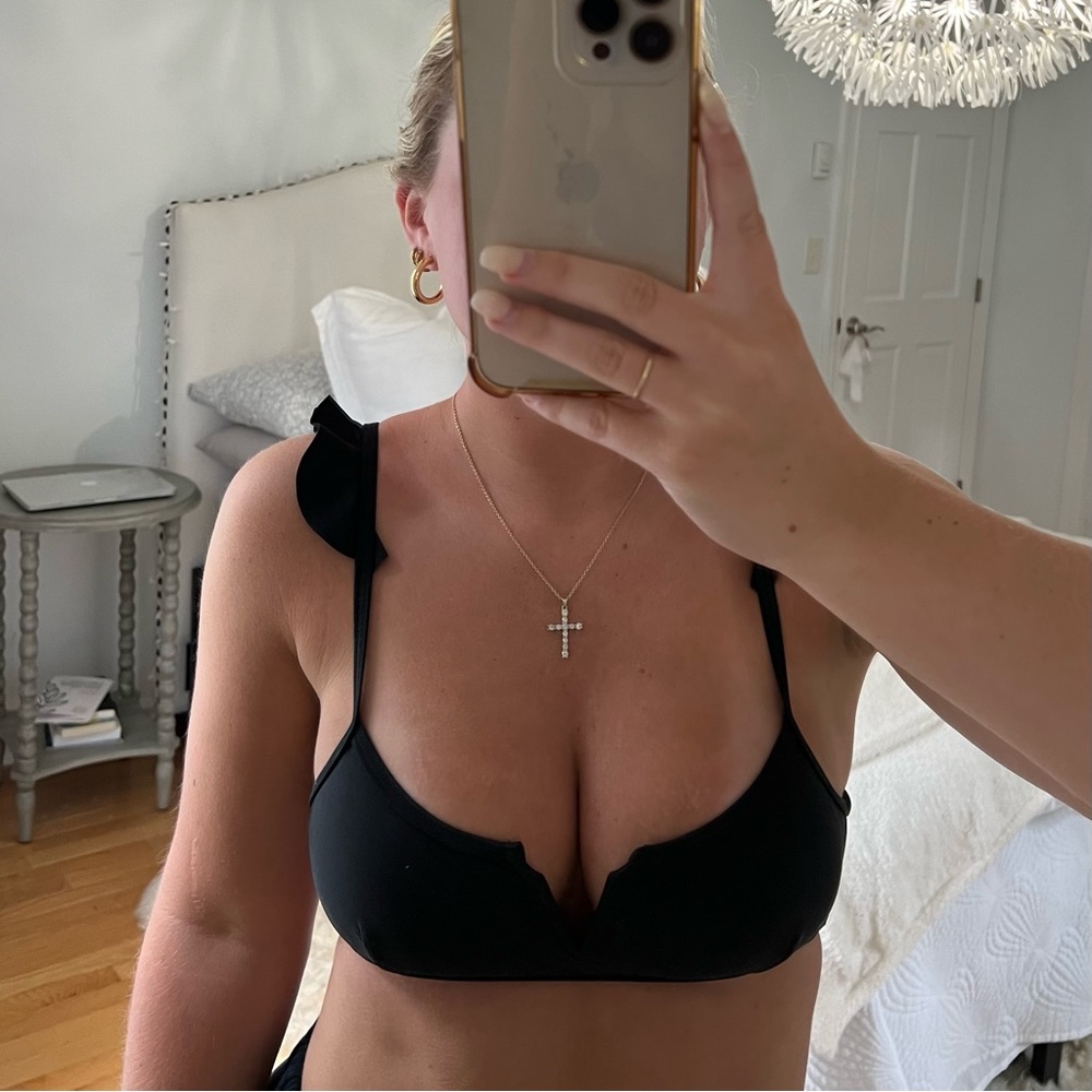 Brand new bikini top